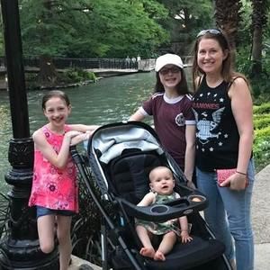 Meet your Posher, Sandy